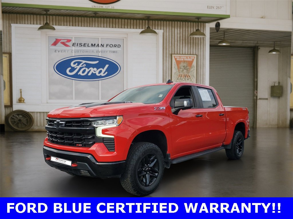 Used 2022 Chevrolet Silverado 1500 LT Trail Boss w/ LT Trail Boss Premium Package image 2