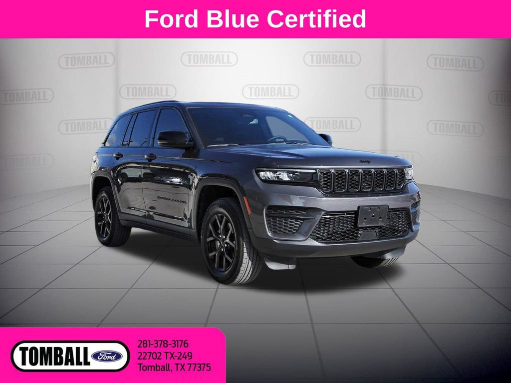 Used 2024 Jeep Grand Cherokee Altitude RWD image 1