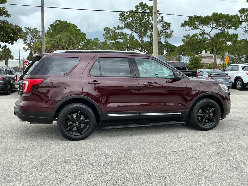 Certified 2018 Ford Explorer XLT FWD image 19
