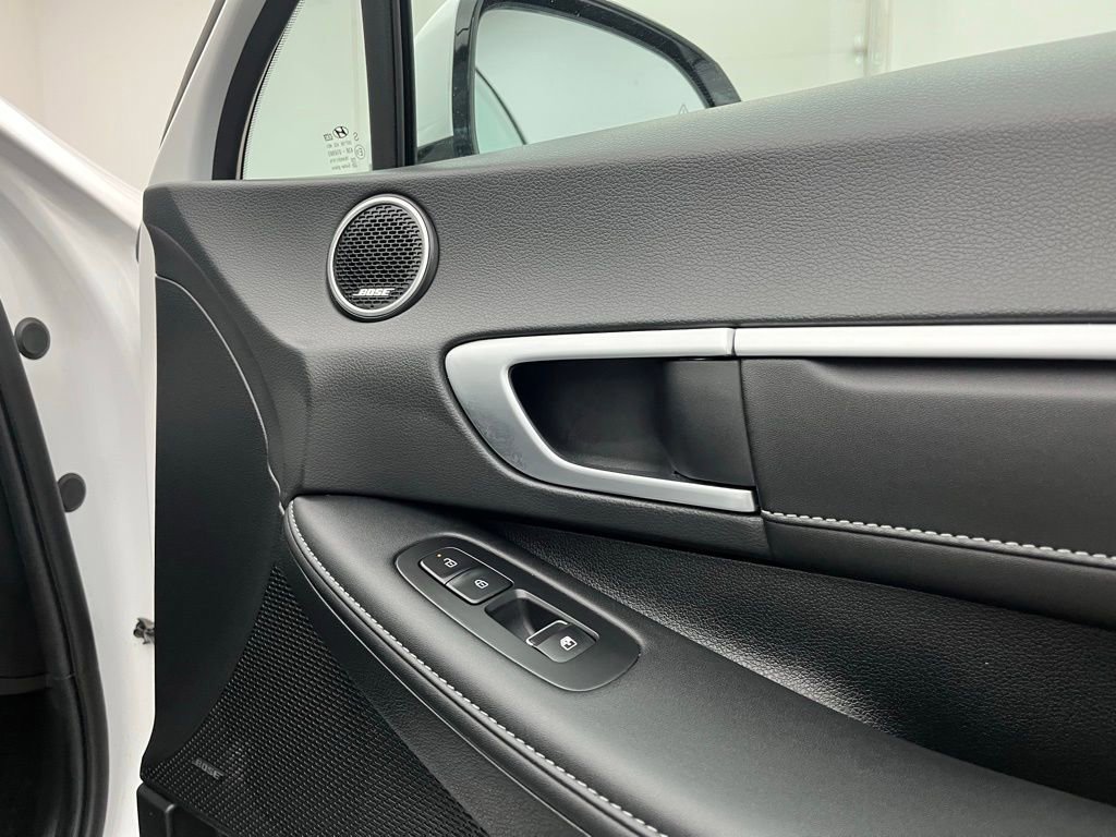 Used 2024 Hyundai Sonata Limited image 27