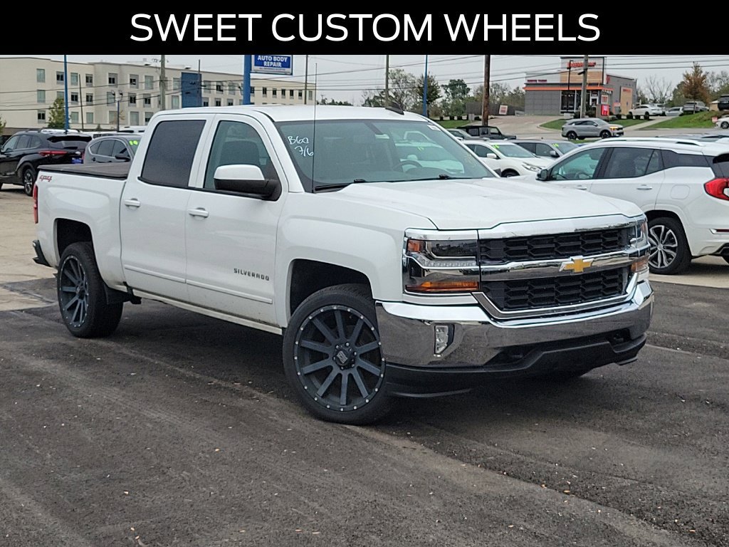 Used 2018 Chevrolet Silverado 1500 LT w/ All Star Edition AWD/4WD image 32