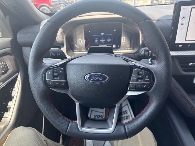 Certified 2025 Ford Explorer ST-Line w/ Premium Package RWD image 15