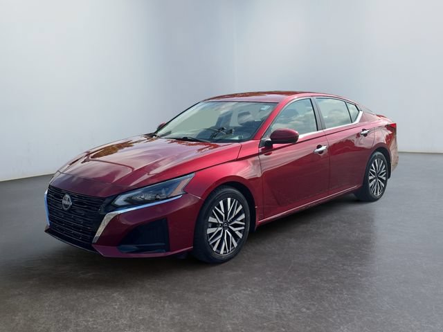 Used 2023 Nissan Altima 2.5 SV