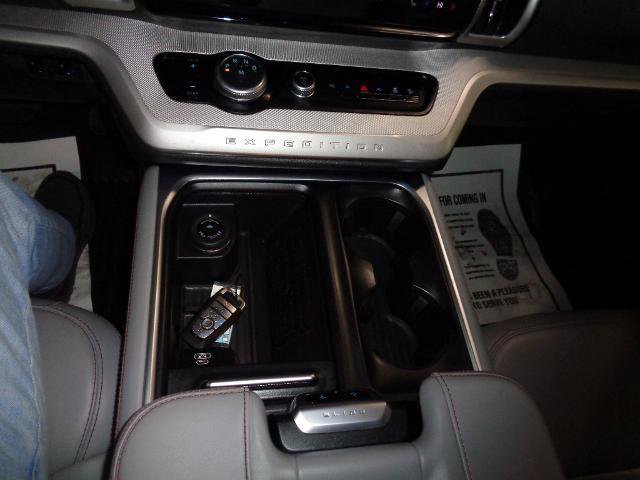 Certified 2025 Ford Expedition Max Active image 17