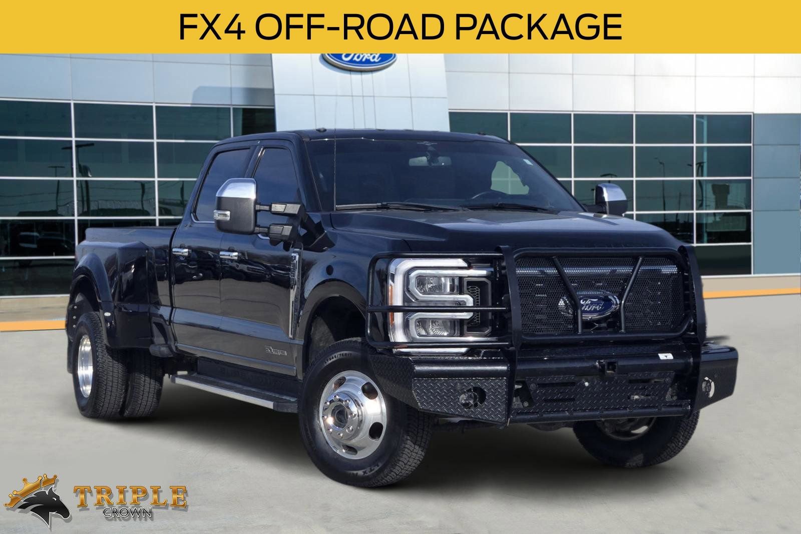 Certified 2023 Ford F350 Lariat w/ Chrome Package image 1