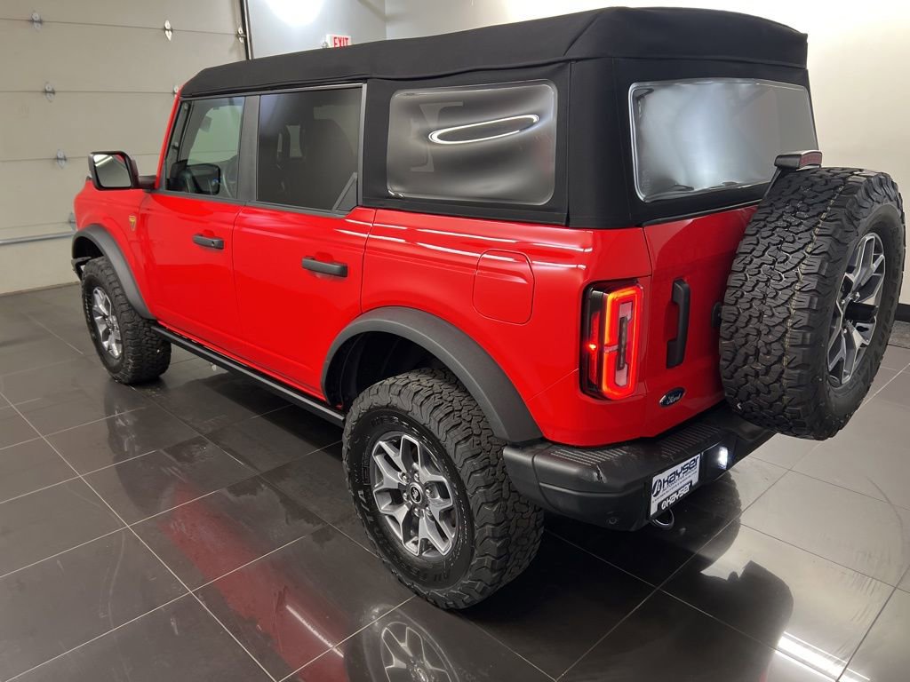 Certified 2024 Ford Bronco Badlands AWD/4WD image 4