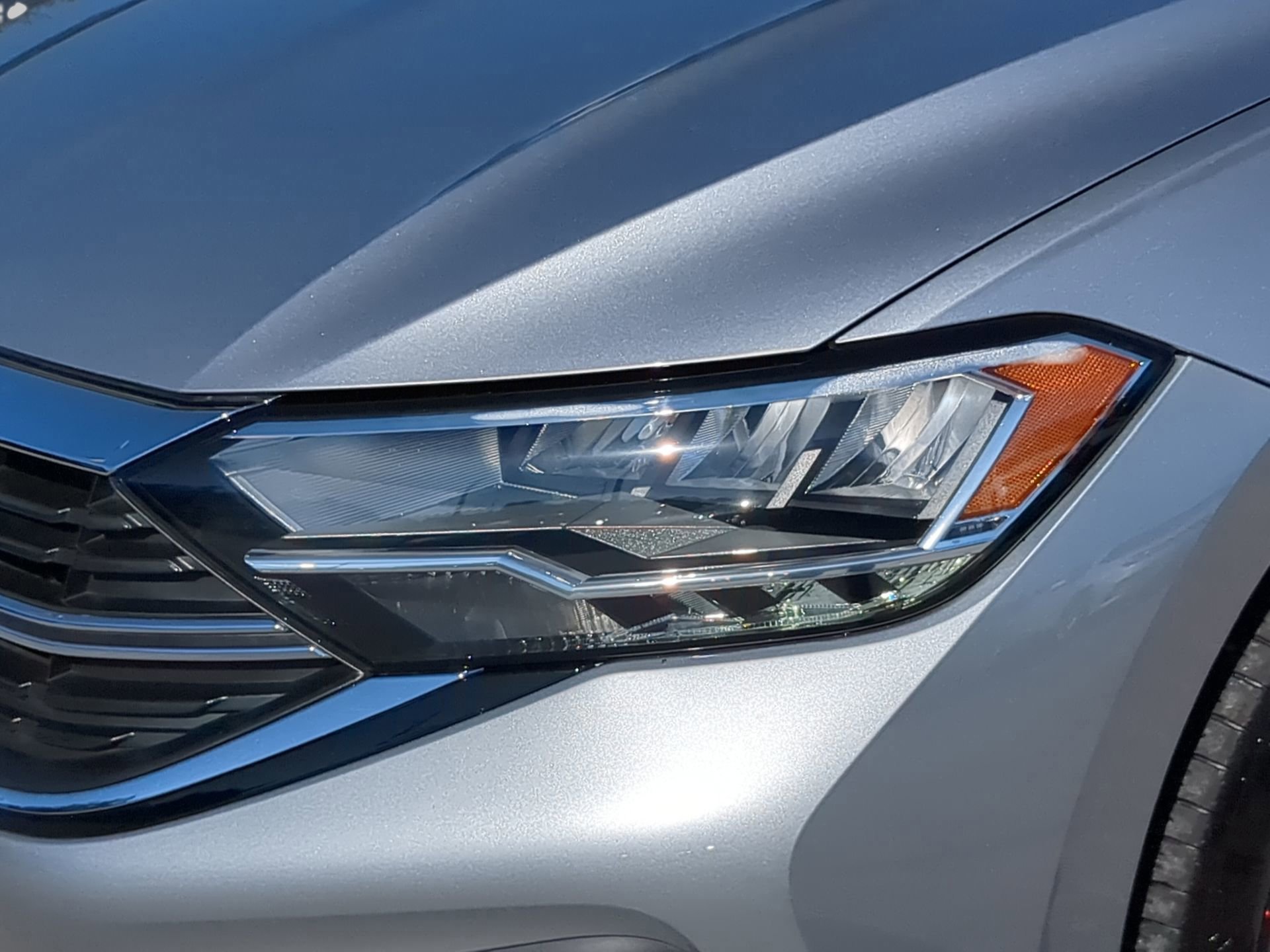 Used 2024 Volkswagen Jetta SE image 36