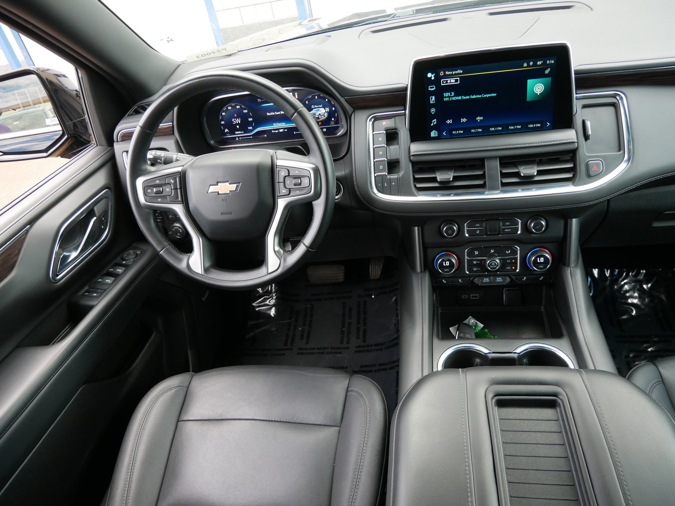 Used 2023 Chevrolet Tahoe LT image 9