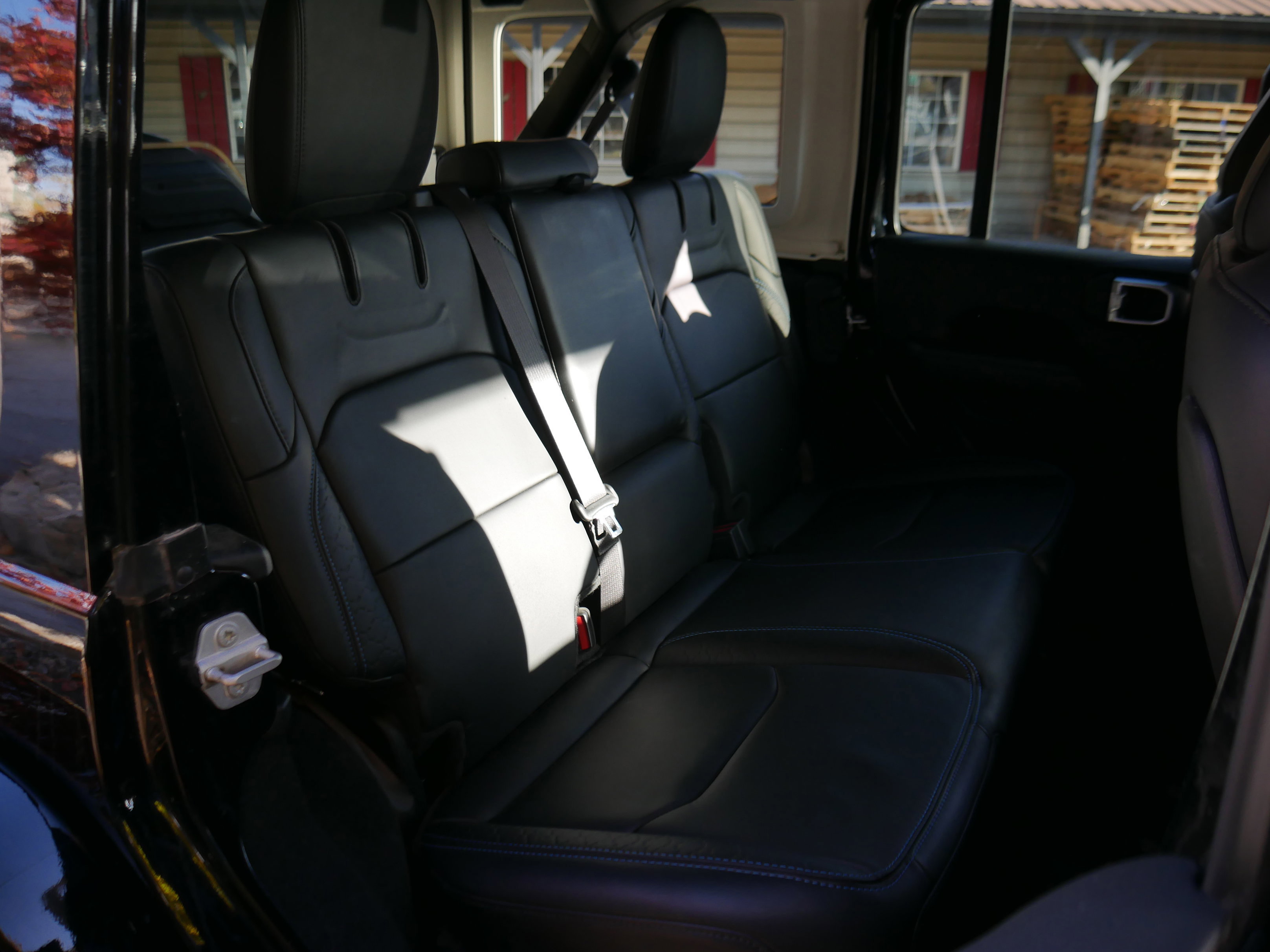 Used 2024 Jeep Wrangler High Altitude image 36