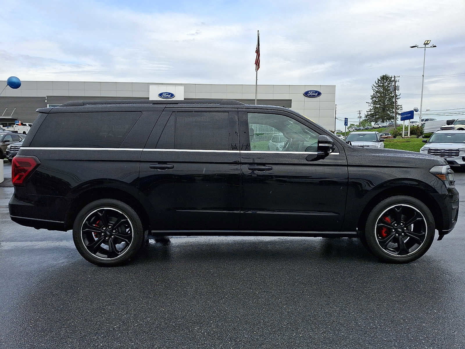 Certified 2023 Ford Expedition Max Limited AWD/4WD image 5