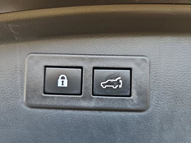 Used 2023 Subaru Outback Premium AWD/4WD image 13