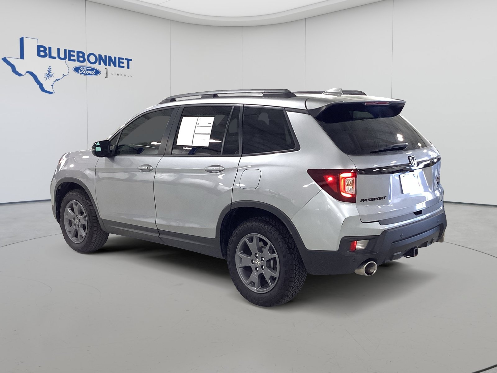 Used 2025 Honda Passport TrailSport image 7
