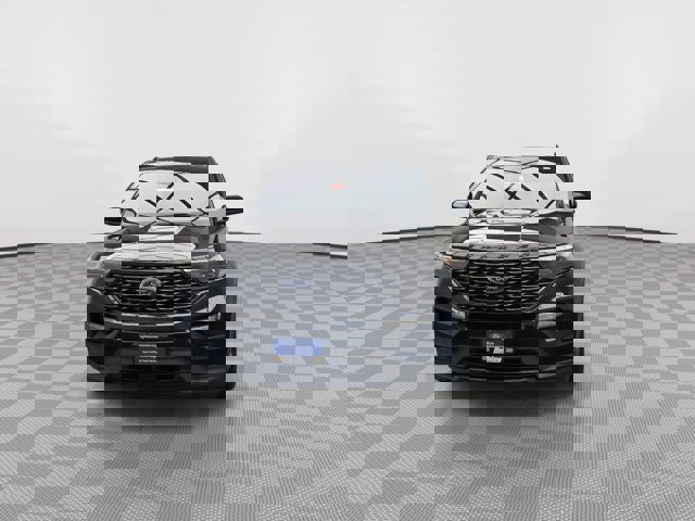 Certified 2022 Ford Explorer ST-Line w/ Class IV Trailer Tow Package image 4