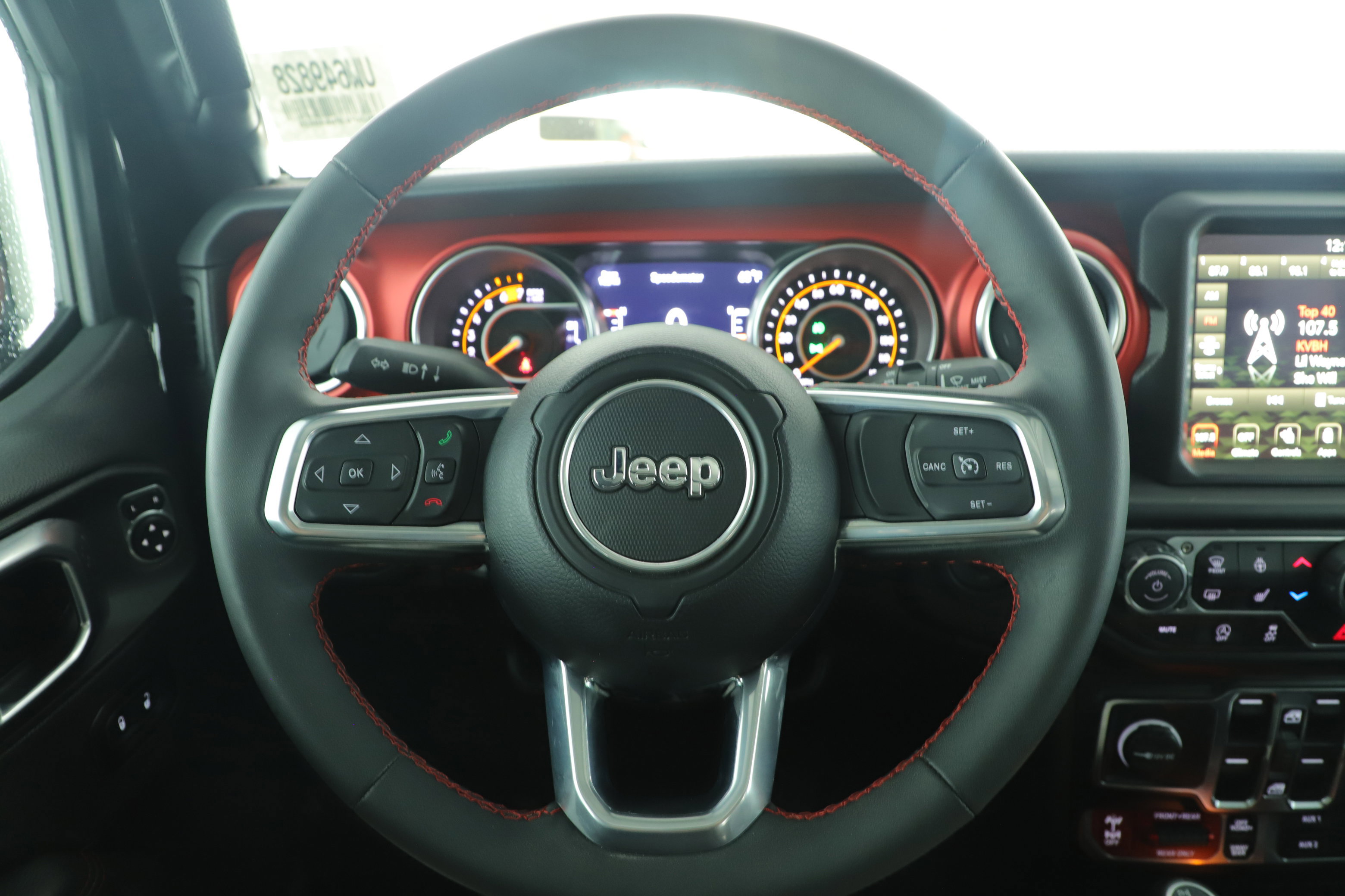 Used 2023 Jeep Wrangler Unlimited Rubicon w/ Cold Weather Group image 15