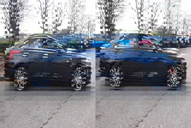 Used 2020 Cadillac CT4 Premium Luxury image 3