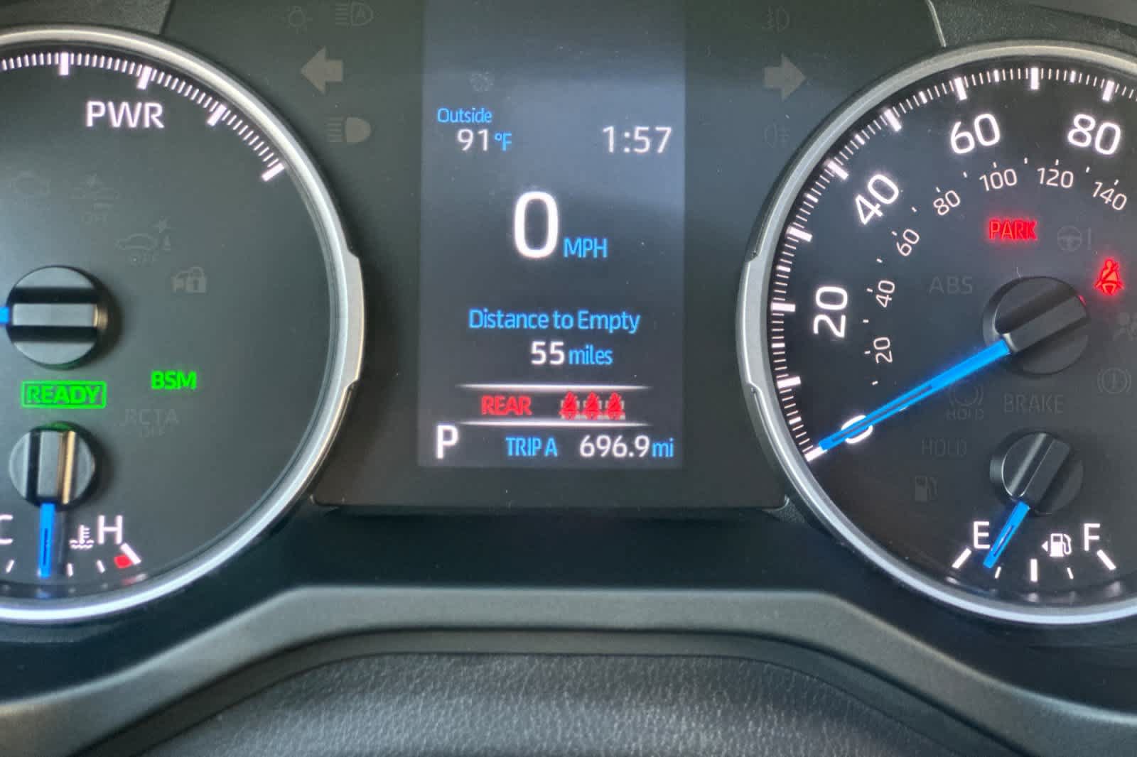 Used 2022 Toyota RAV4 XLE Premium AWD/4WD image 25