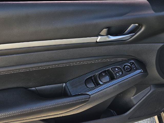Used 2023 Nissan Altima 2.5 SL FWD image 17