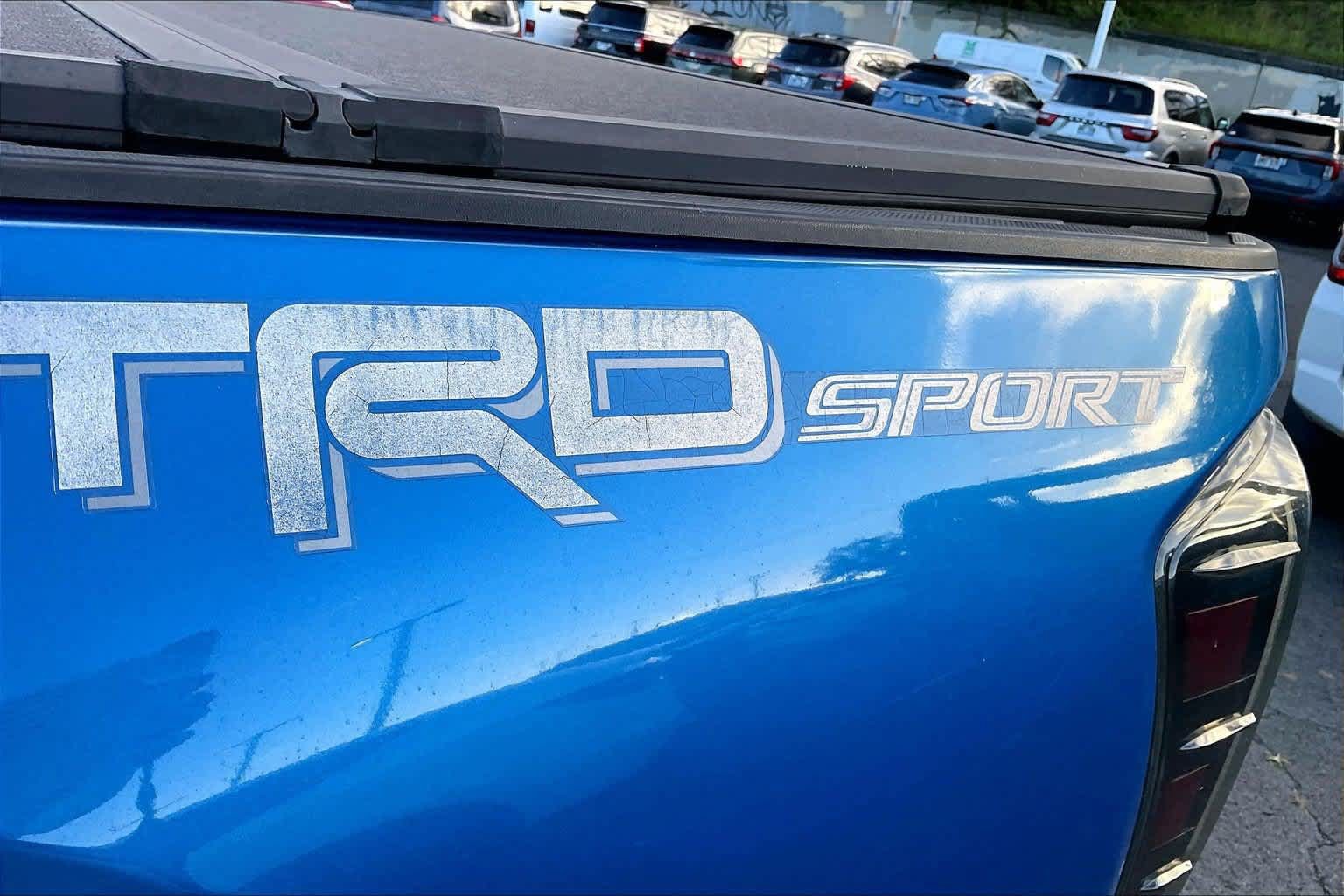 Used 2017 Toyota Tacoma TRD Sport RWD image 7