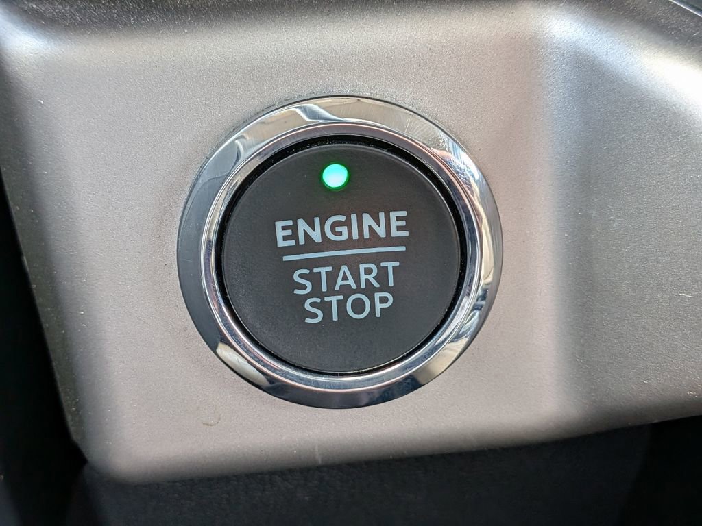 Certified 2024 Ford Expedition Max XLT image 32