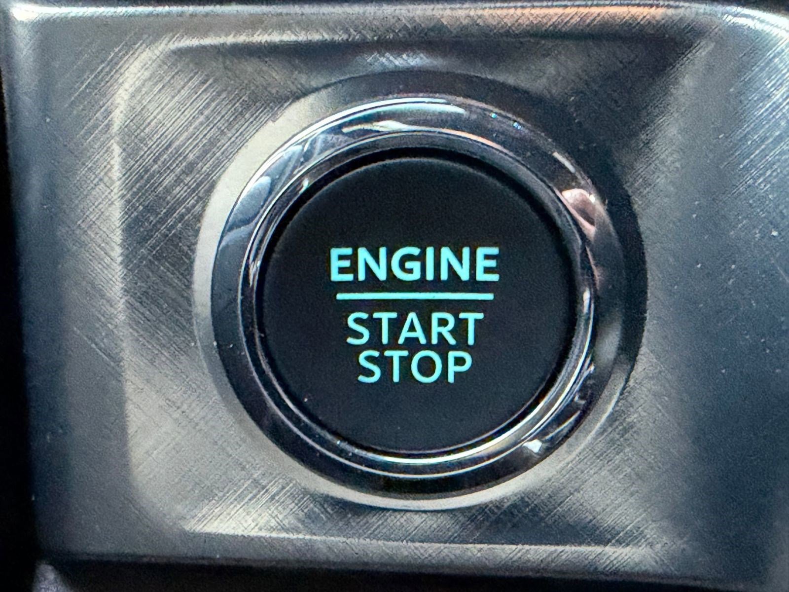 Certified 2025 Ford F250 King Ranch w/ Tremor Off-Road Package image 32