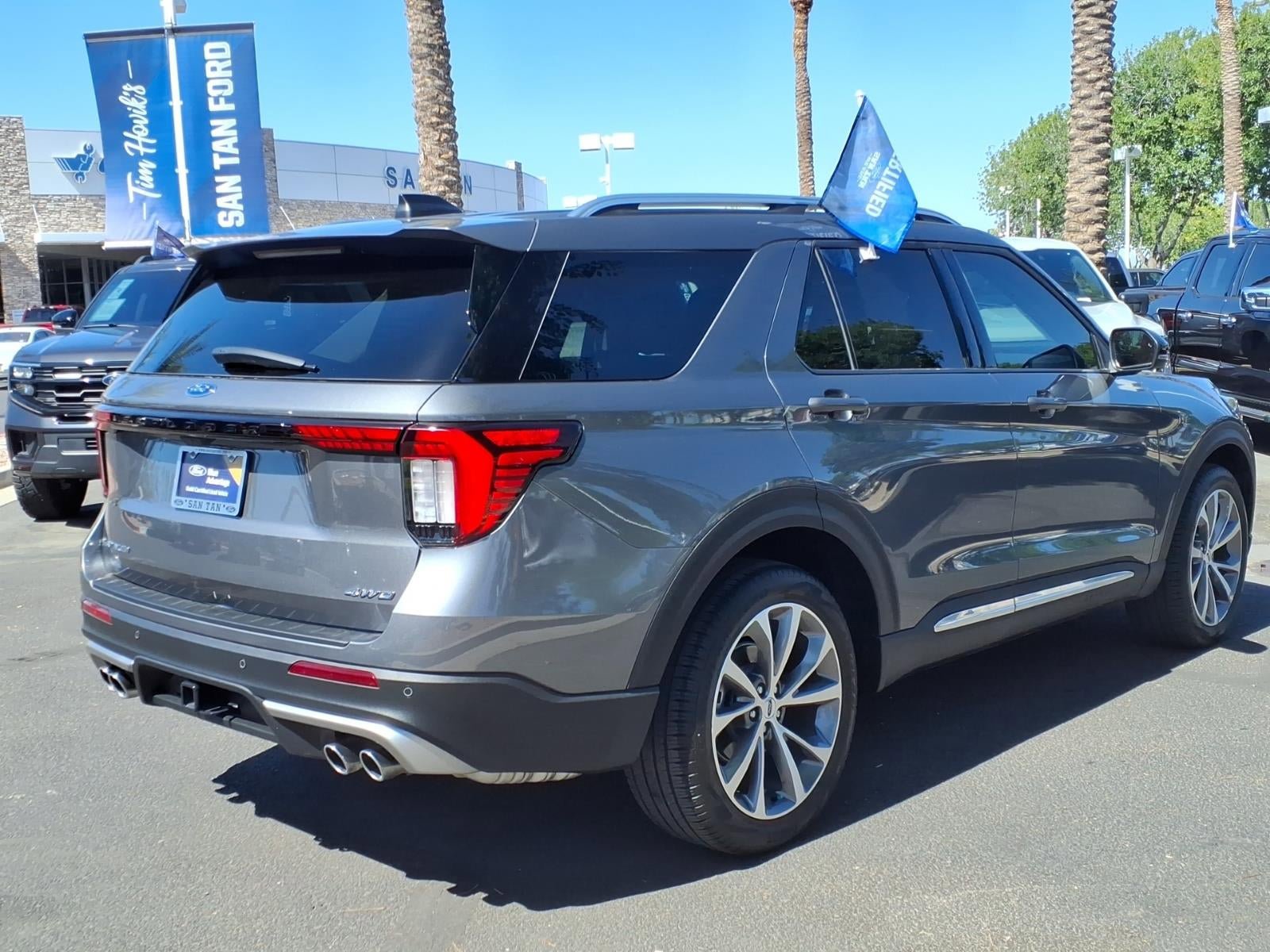 Certified 2025 Ford Explorer Platinum w/ Ultimate Package AWD/4WD image 4