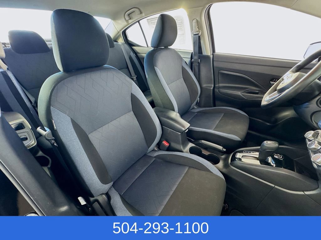 Used 2025 Nissan Versa SV image 24