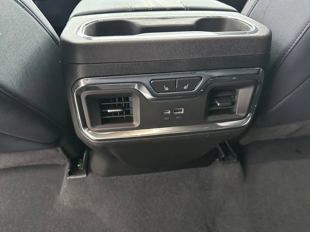 Used 2024 Chevrolet Silverado 2500 High Country w/ High Country Premium Package AWD/4WD image 39