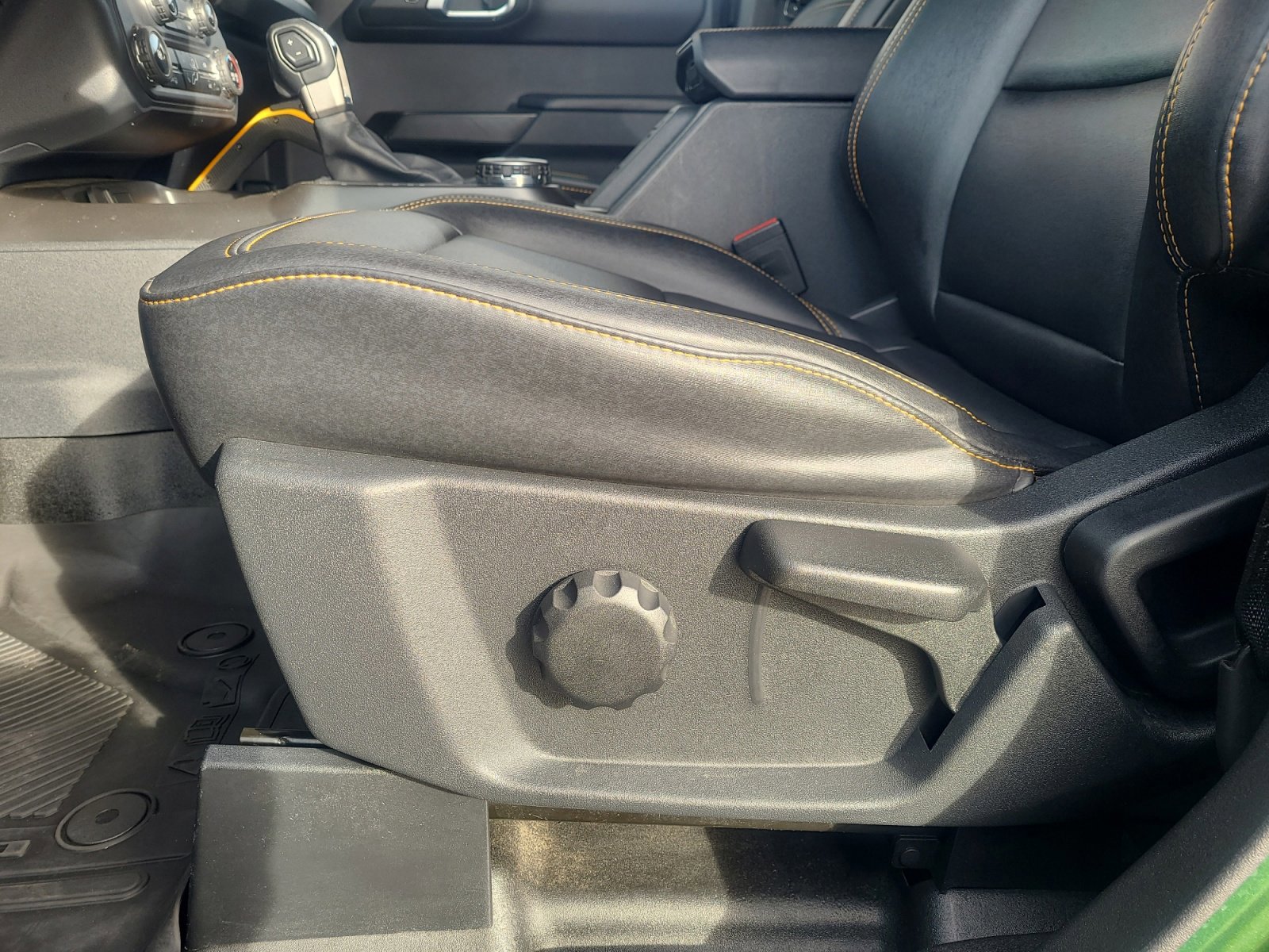 Certified 2024 Ford Bronco Badlands w/ Sasquatch Package image 14