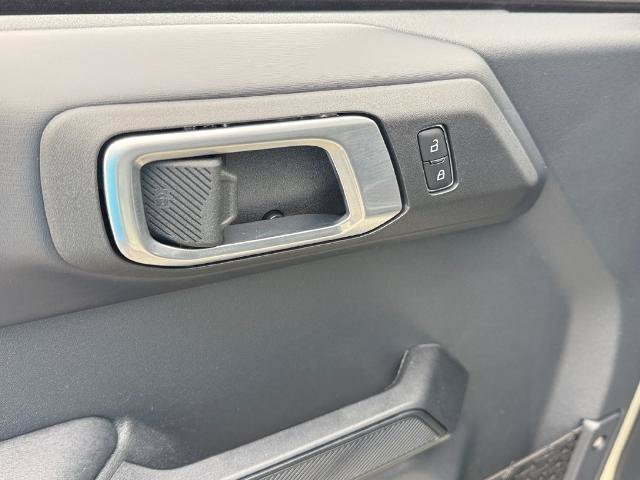 Certified 2025 Ford Bronco Badlands AWD/4WD image 13