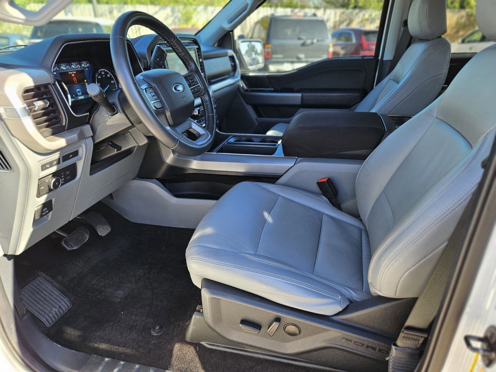 Certified 2022 Ford F150 XLT w/ Equipment Group 302A High image 20