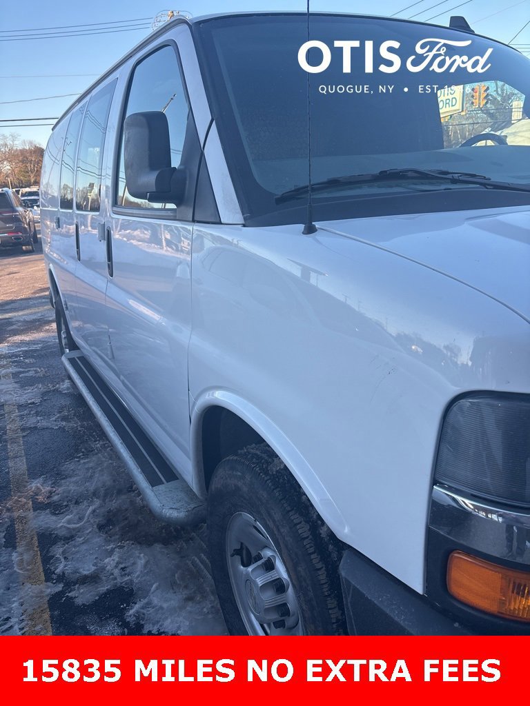 Used 2024 Chevrolet Express 2500 w/ Driver Convenience Package image 3