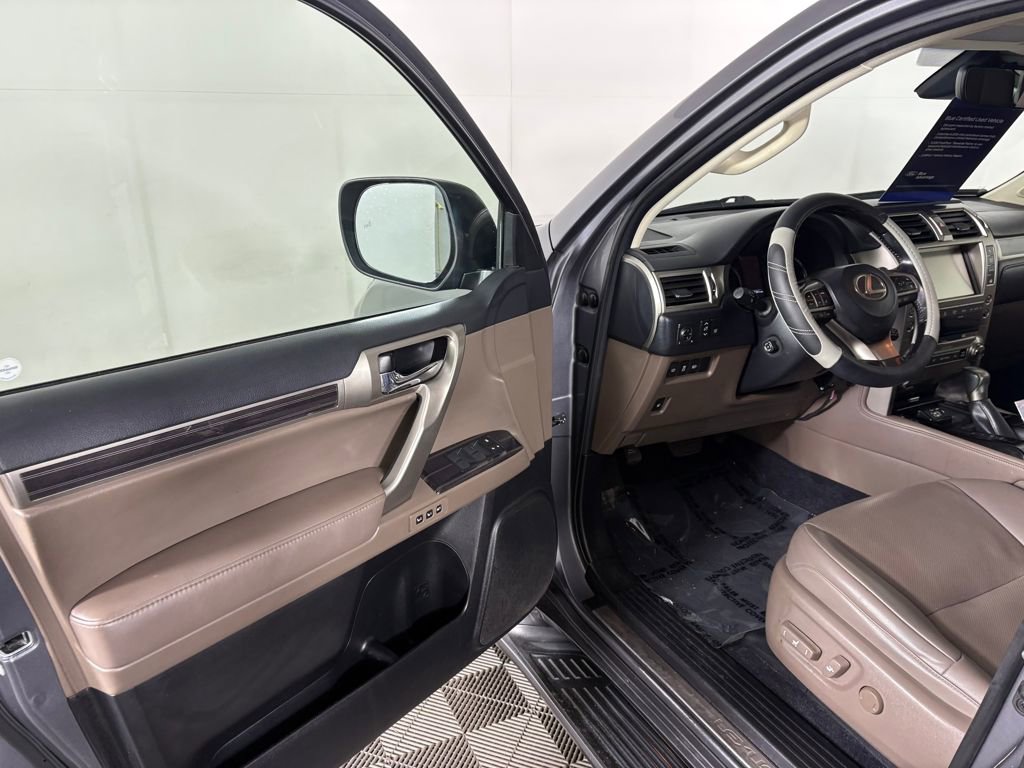 Used 2020 Lexus GX 460 Premium image 11