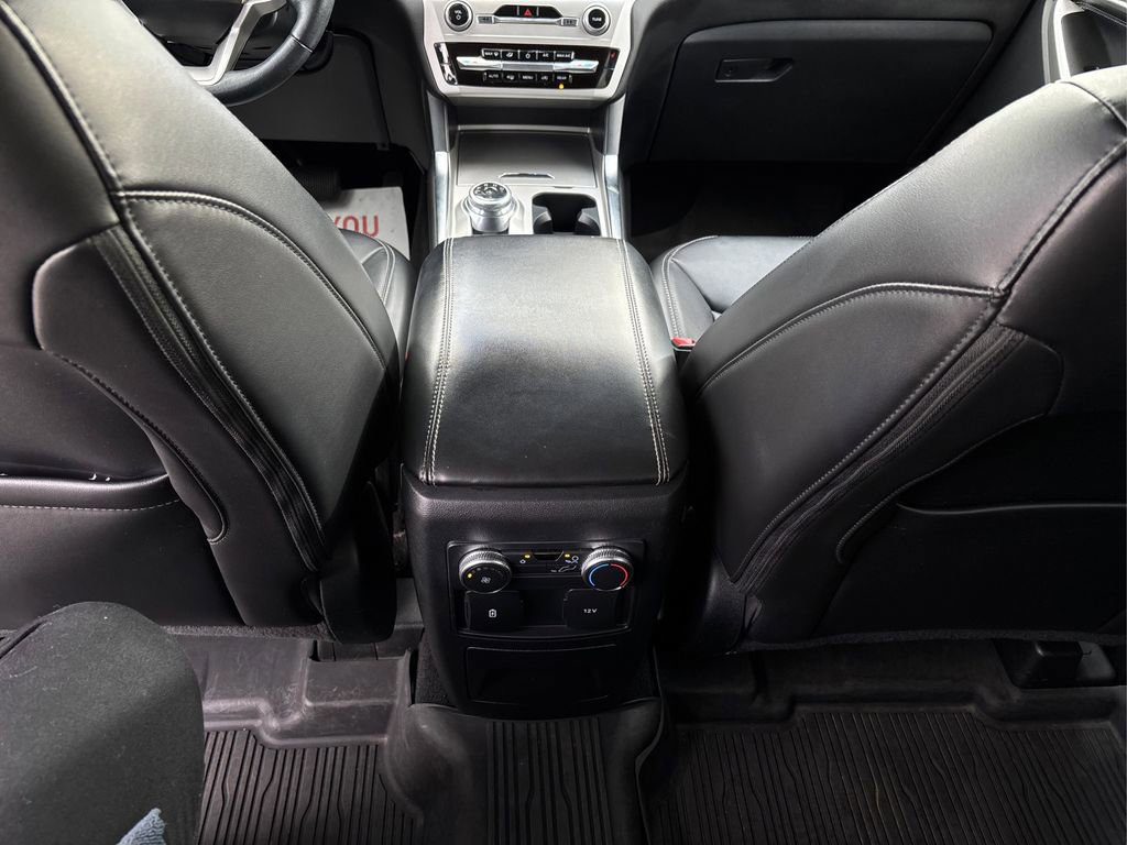Certified 2022 Ford Explorer XLT w/ Equipment Group 202A image 27