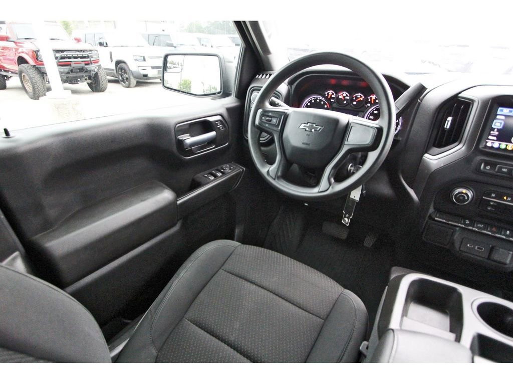 Used 2021 Chevrolet Silverado 1500 Custom Trail Boss AWD/4WD image 11