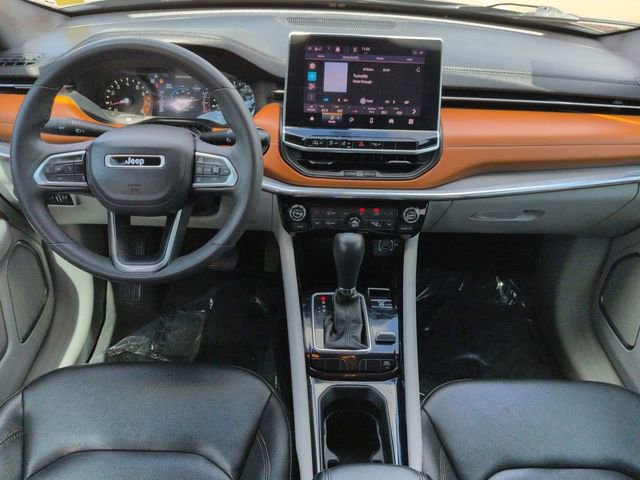 Used 2024 Jeep Compass Limited AWD/4WD image 15