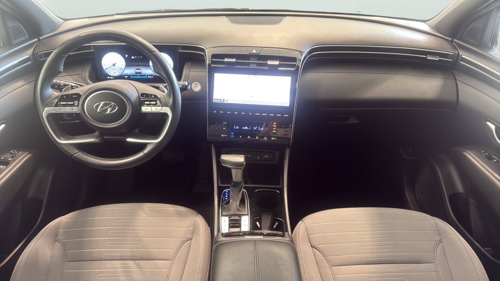 Used 2023 Hyundai Santa Cruz SEL Premium AWD/4WD image 12