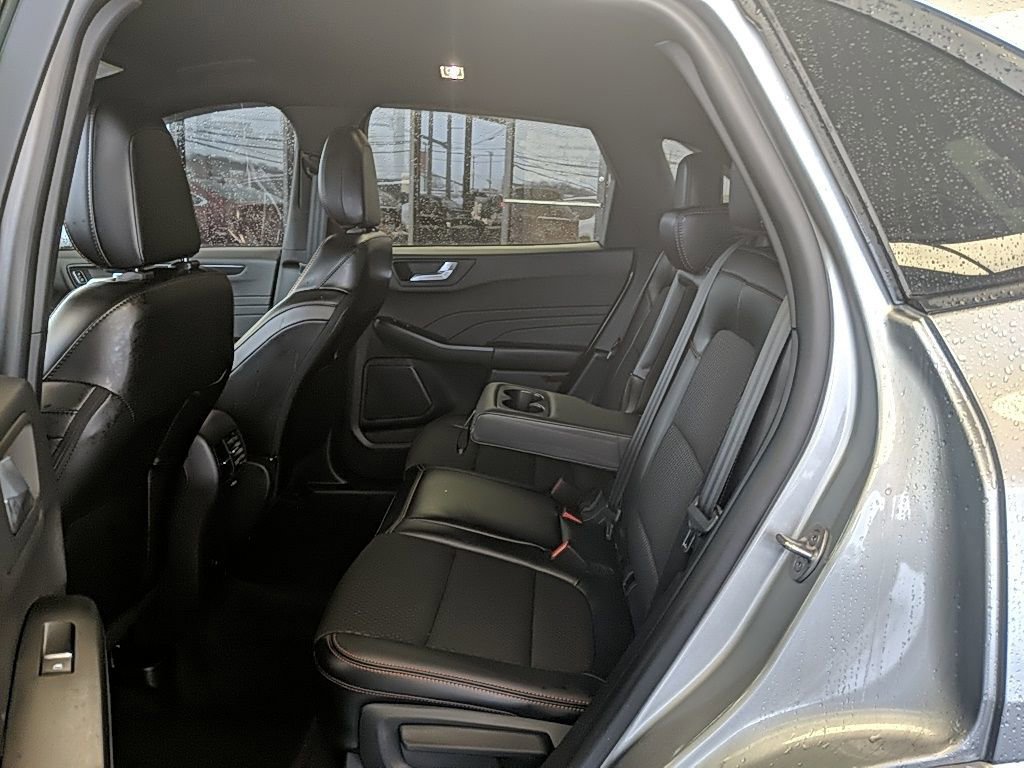 Certified 2024 Ford Escape ST-Line w/ Tech Pack #1 image 13