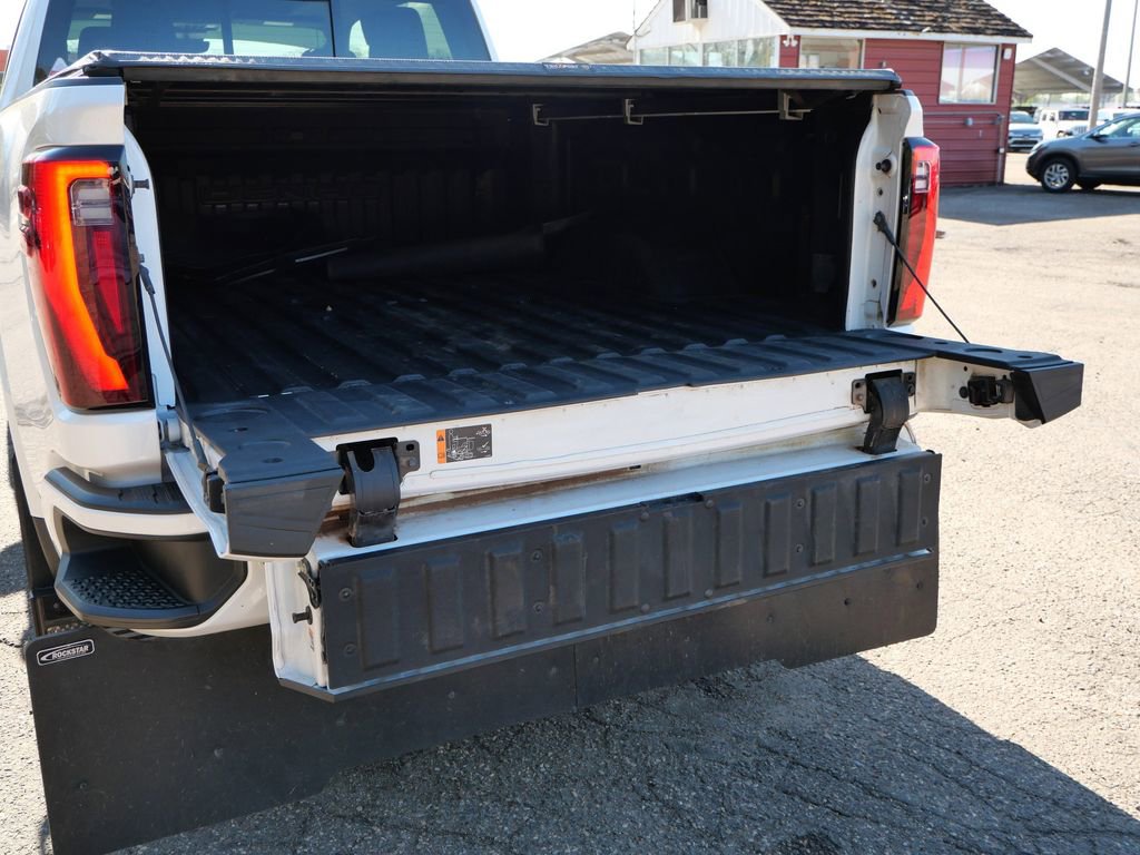 Used 2024 GMC Sierra 2500 Denali Ultimate AWD/4WD image 10