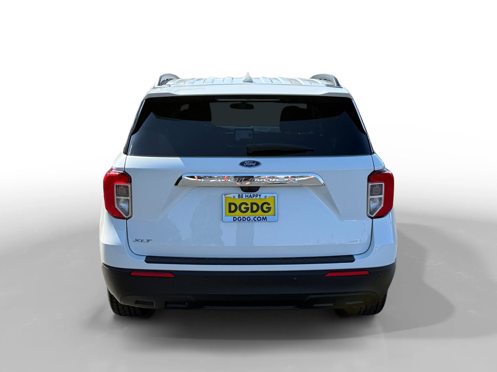 Certified 2023 Ford Explorer XLT image 3