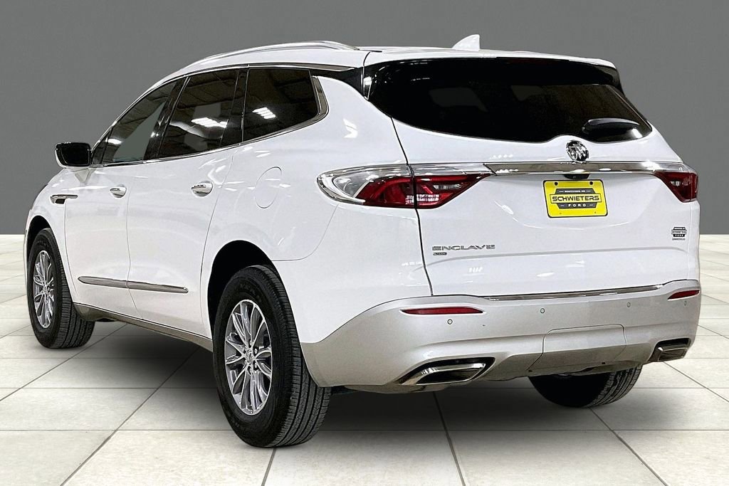 Used 2024 Buick Enclave Premium AWD/4WD image 11