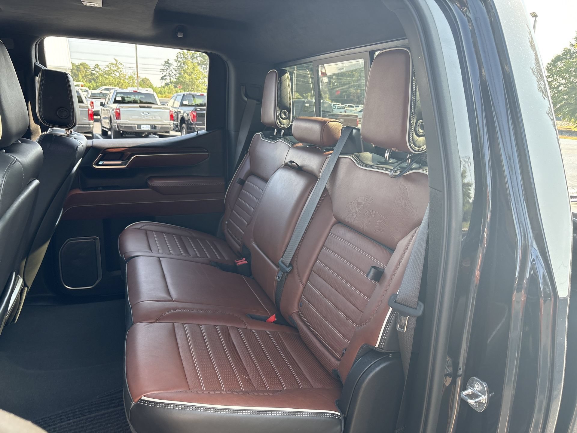 Used 2023 GMC Sierra 1500 Denali Ultimate AWD/4WD image 18