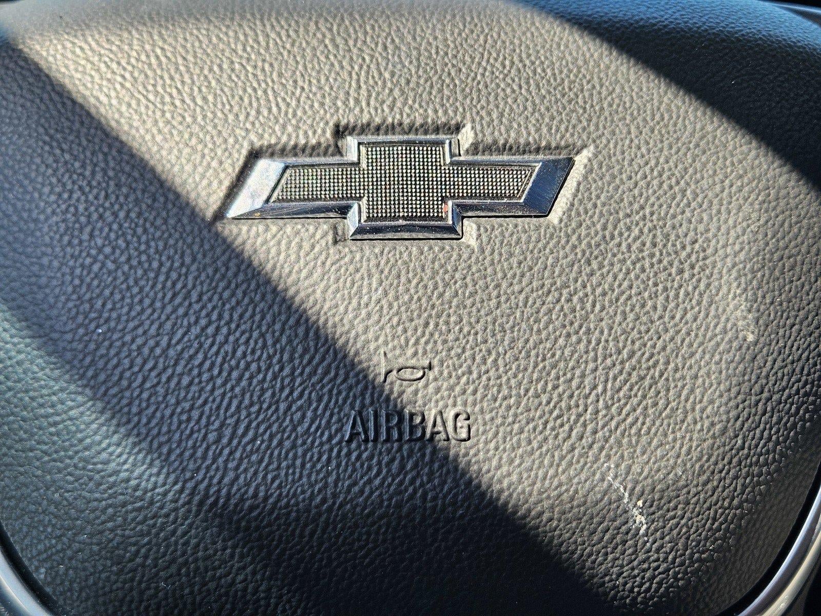 Used 2023 Chevrolet Traverse RS AWD/4WD image 25