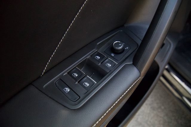 Used 2024 Volkswagen Tiguan Wolfsburg Edition AWD/4WD image 15