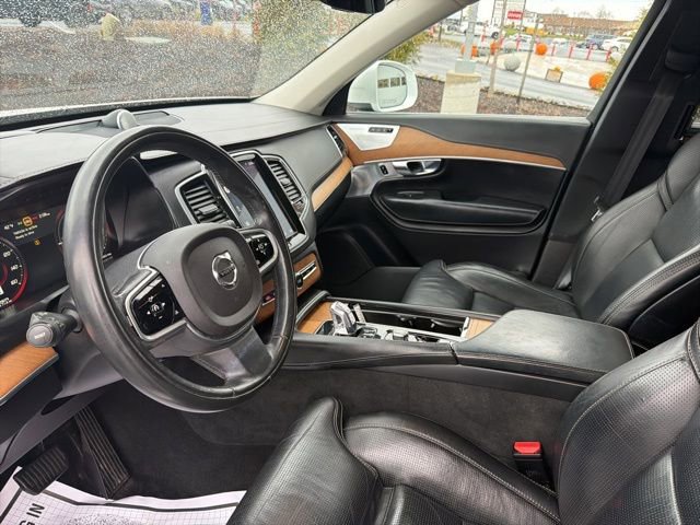 Used 2019 Volvo XC90 T8 Inscription w/ Luxury Package image 10