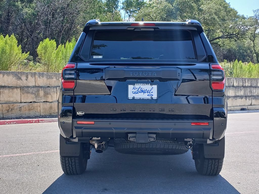 Used 2026 Toyota 4Runner TRD Off-Road Premium AWD/4WD image 4