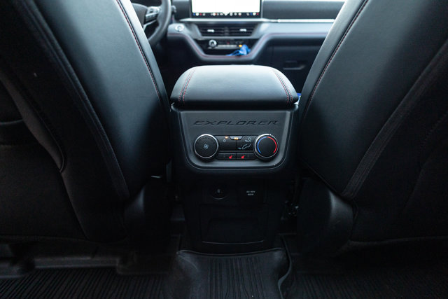 Certified 2025 Ford Explorer ST-Line w/ Premium Package image 13
