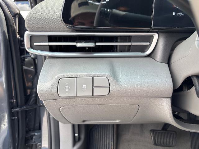 Used 2024 Hyundai Elantra SEL w/ Convenience Package FWD image 15