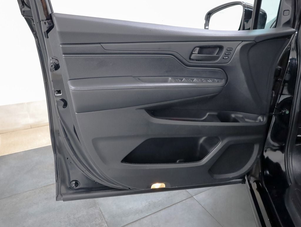 Used 2025 Honda Odyssey Sport-L image 21