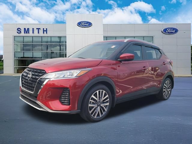 Used 2024 Nissan Kicks SV