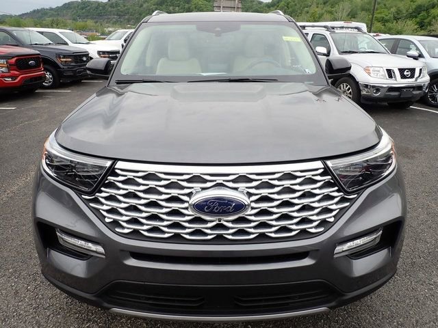 Certified 2022 Ford Explorer Platinum w/ Technology Package AWD/4WD image 12